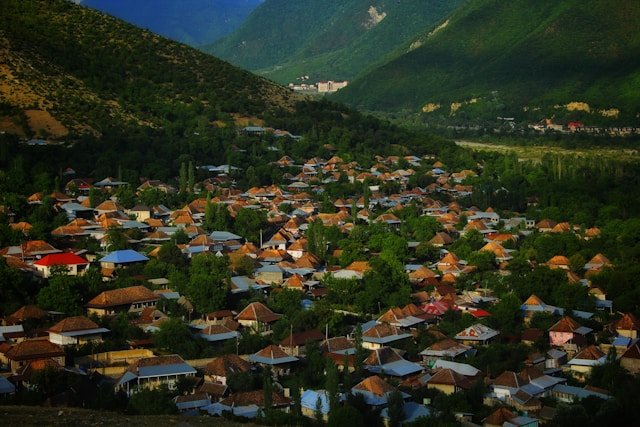 Sheki-Azerbaijan-prayanikudu-unsplash