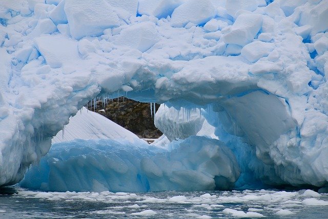 amazing ice arts and Ice Bergs On Antarctica