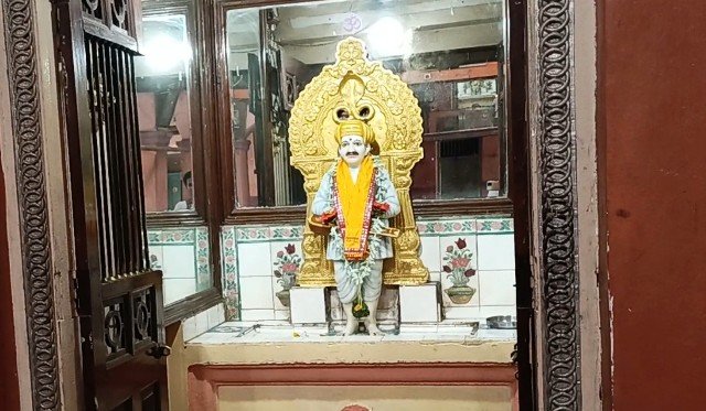 Pandharpur : పండరిపురం ఎలా వెళ్లాలి ? ఏం చూడాలి ? ఎక్కడ ఉండాలి ? 7 ఆలయాల దర్శనం 11 Santi Tukaram Mandir Pandharpur