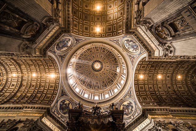 Vatican City : 15 నిమిషాల్లో ఈ దేశం మొత్తం తిరిగొచ్చు, జనాభా కన్నా పర్యాటకులే ఎక్కువ 3 Vatican City Complete Guide and Planner