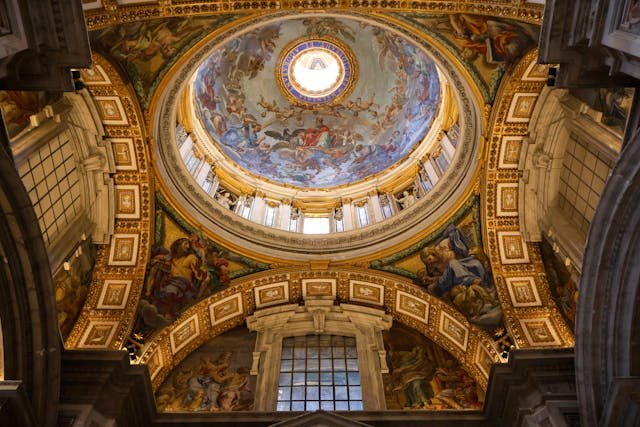 Vatican City : 15 నిమిషాల్లో ఈ దేశం మొత్తం తిరిగొచ్చు, జనాభా కన్నా పర్యాటకులే ఎక్కువ 5 Vatican City Complete Guide and Planner