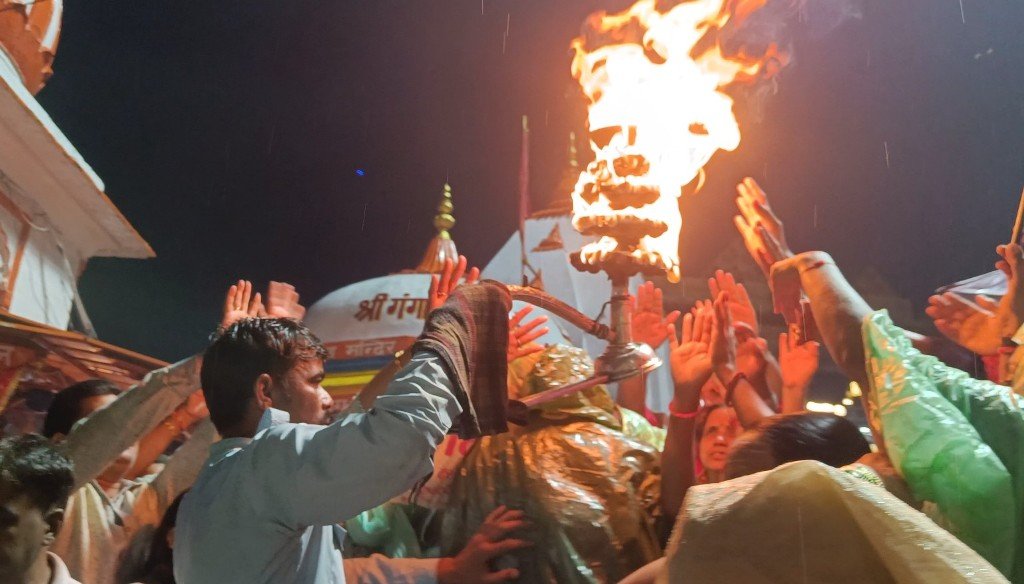 Har Ki Pauri At Haridwar : శ్రీహరి పాదాలు మోపిన హరిద్వార్లోని హరికి పౌరీ ఘాట్ విశిష్టతలు 7 ganga aarti significance in haridwar har ki pauri