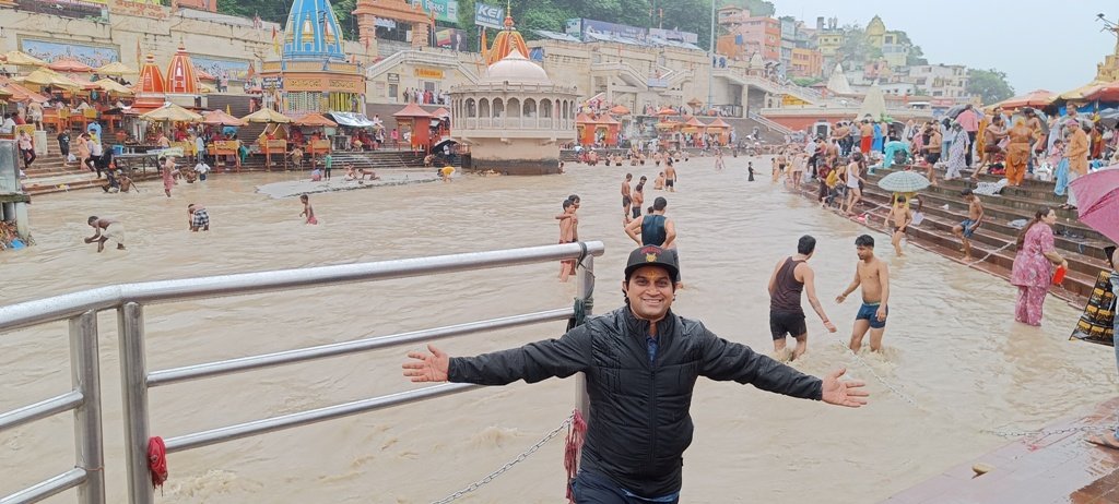 Har Ki Pauri At Haridwar : శ్రీహరి పాదాలు మోపిన హరిద్వార్లోని హరికి పౌరీ ఘాట్ విశిష్టతలు 2 prayanikudu at Har Ki Pauri