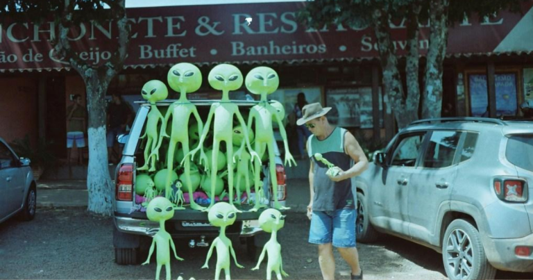UFO Tourism : ఎగిరే పళ్లాలు కనిపించిన ప్రాంతాలకు క్యూ కడుతున్న పర్యాటకులు | 10 ప్రదేశాలు