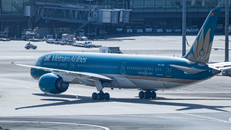 Vietnam Airlines 2