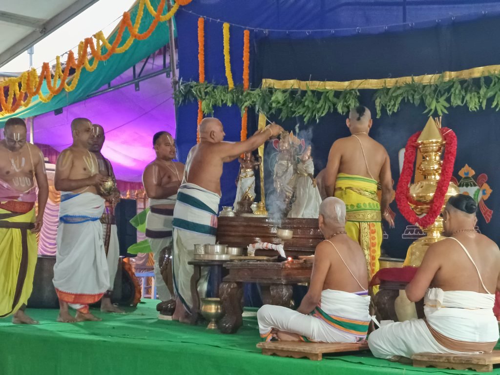 Maha Shanti Abhishekam at Vontimitta