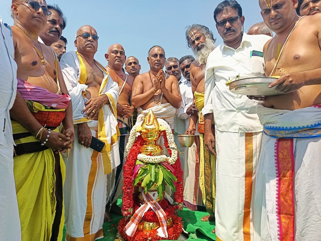 Maha Shanti Abhishekam at Vontimitta