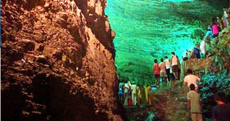 Saleshwaram Cave