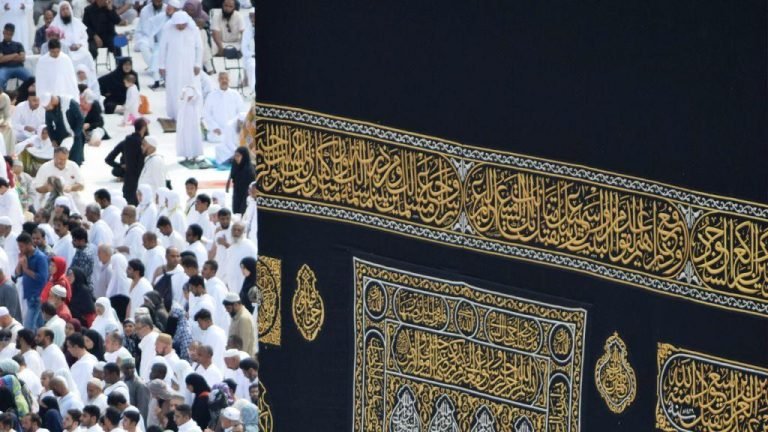 Saudi Arabia Bans Indian Visa Ahead Of Ahead Of Hajj 2025