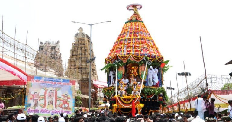 Vontimitta Kodandarama Swamy Rathostavam (2)