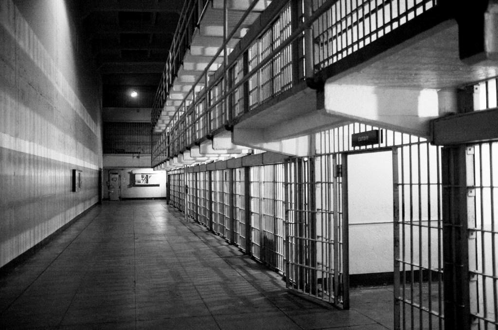 Alcatraz : 1963 లో మూసిన భయంకరమైన జైలును మళ్లీ తెరవమన్న ట్రంప్… 9 alcatraz