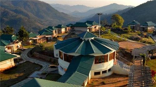 Hill Stations : హైదరాబాద్కు దగ్గరగా ఉన్న 7 అద్భుతమైన హిల్ స్టేషన్లు.. ప్రకృతి ఒడిలో ప్రశాంతమైన ప్రదేశాలు 2 Prayanikudu
