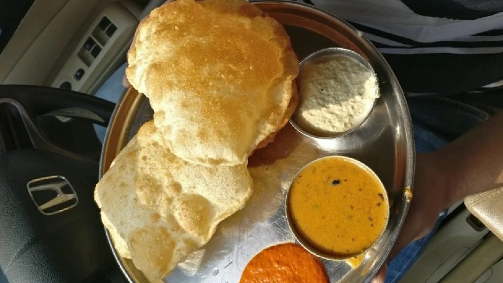 Breakfast Spots: హైదరాబాద్లోని స్టూడెంట్స్ కోసం రుచికరమైన టిఫిన్ అందించే బెస్ట్ ప్లేసులు ఇవే 2 Prayanikudu