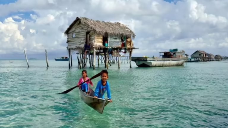 Bajau Tribe : సముద్రపు సంచారులు.. నీటిలోనే పుట్టి, దానిలోనే కలిసిపోయే బజావు తెగ వింత జీవితం