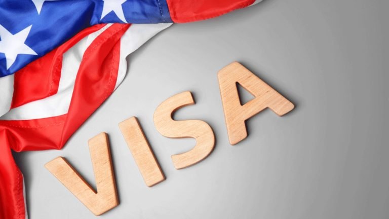 US Visa : అమెరికా వీసా కావాలా ? అయితే మీ సోషల్ మీడియా ప్రొఫైల్స్ గురించి చెప్పాల్సిందే