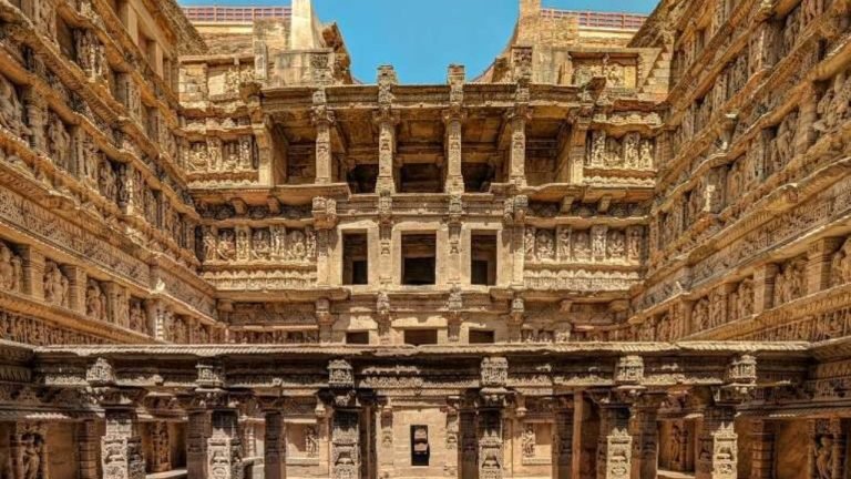 Historical Monuments : భర్తల కోసం భార్యలు కట్టిన అద్భుత కట్టడాలు.. అబ్బురపరిచే భారతీయ స్మారక చిహ్నాలు
