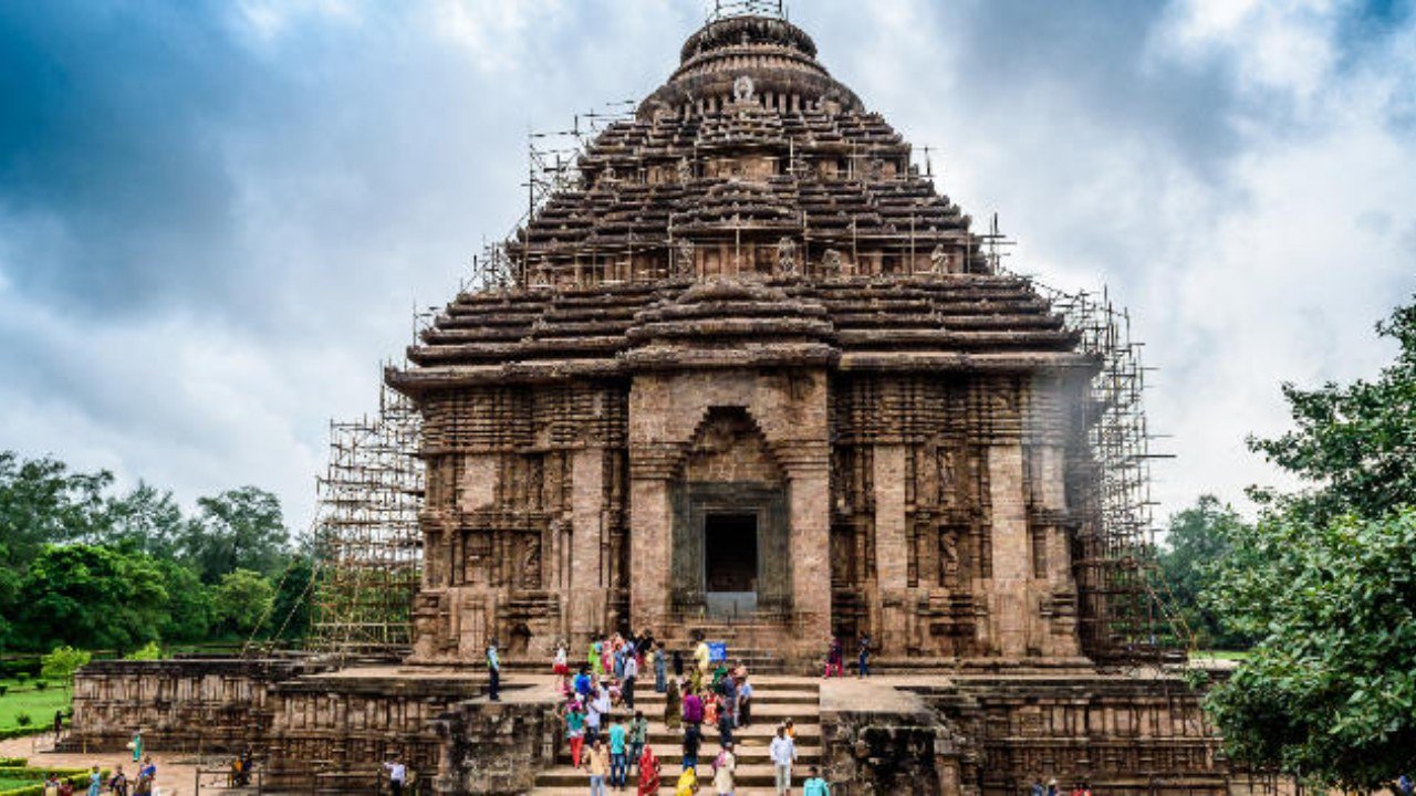 Prayanikudu
