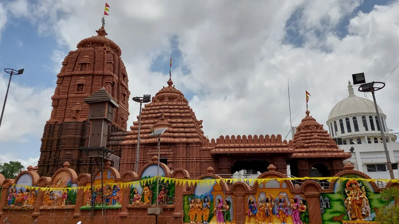Prayanikudu