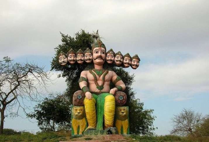 Ravana Temples : రావణాసురుడికి కూడా గుళ్లూ ఉన్నాయా? ఇండియాలోనే ఈ 5 చోట్ల రావణుడిని పూజిస్తున్నారట! 2 Prayanikudu