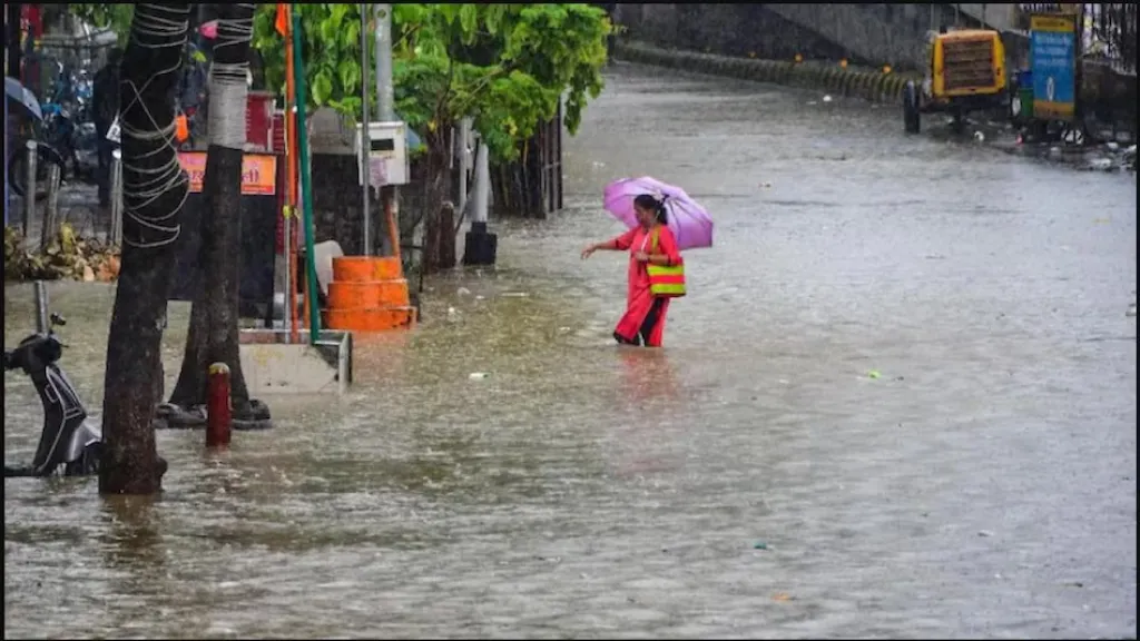 Monsoon Season : మీరెంత సాహసీకులైనా వానాకాలంలో అస్సలు ఈ ప్రాంతాలకు వెళ్లొద్దు.. ఎందుకో తెలుసా ? 3 Prayanikudu