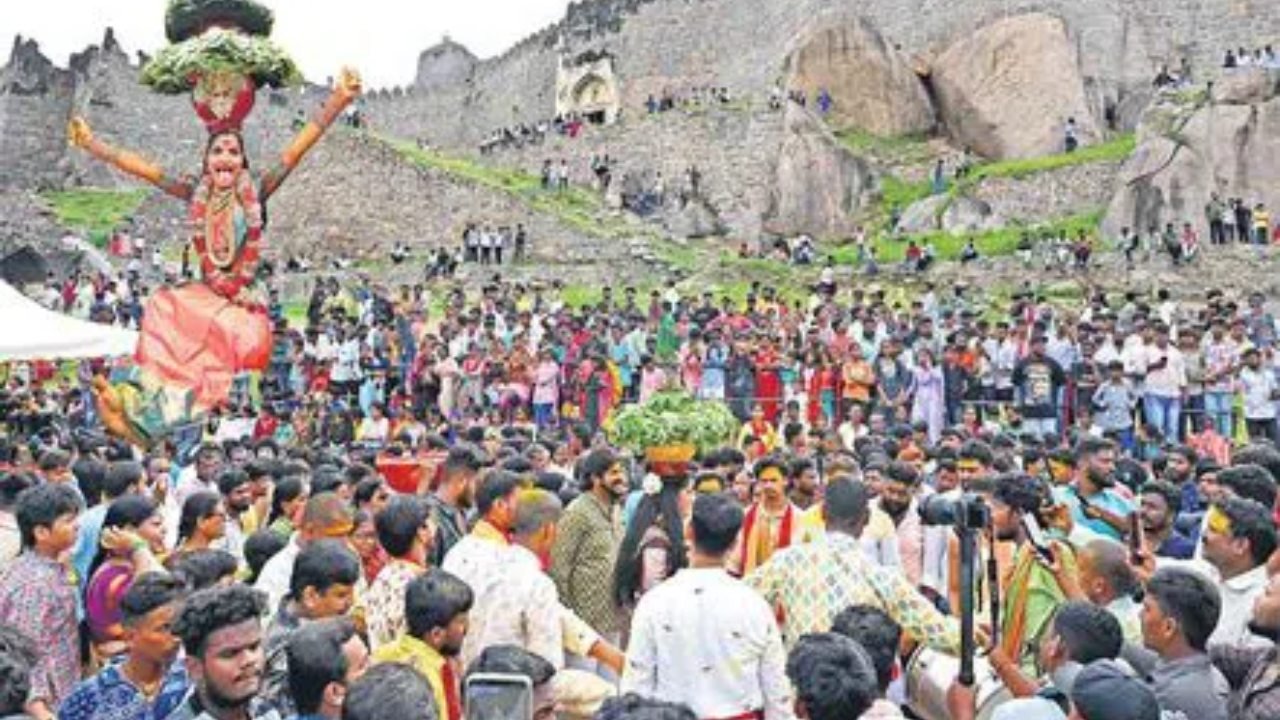 Prayanikudu