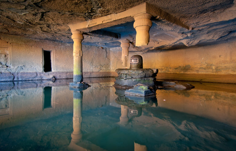 VANISHING TEMPLES : ఇలా కనిపించి అలా మాయం అయ్యే 5 ఆలయాలు, నిర్మాణాలు 2 Vanishing Temples