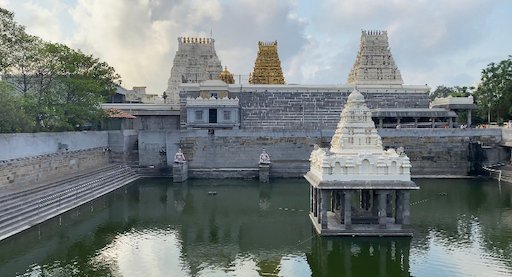 Kanchi Kamakshi : అష్టాదశ శక్తి పీఠాలలో ఒకటి.. కంచి కామాక్షి అమ్మవారి ఆలయం గురించి ఈ విషయాలు తెలుసా?