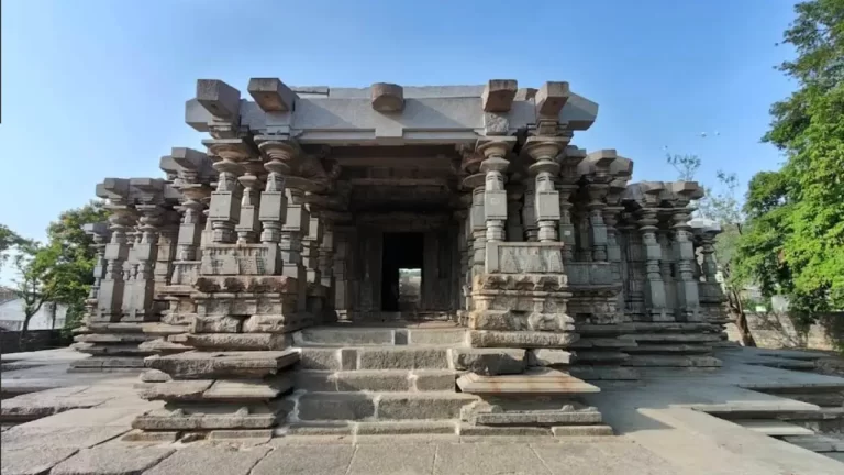 Thousand Pillar Temple : కాకతీయుల అద్భుత కళాఖండం.. వేయి స్తంభాల గుడిని అసలు ఎలా కట్టారో తెలుసా ? 3 Prayanikudu