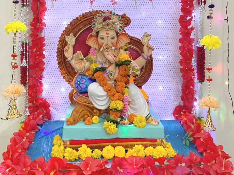 Ganesh Idol : వినాయక విగ్రహం కొనేటప్పుడు వాస్తు నియమాలు పాటించారా?.. ఎలా ఎంచుకోవాలి? అందుకు చిట్కాలివే
