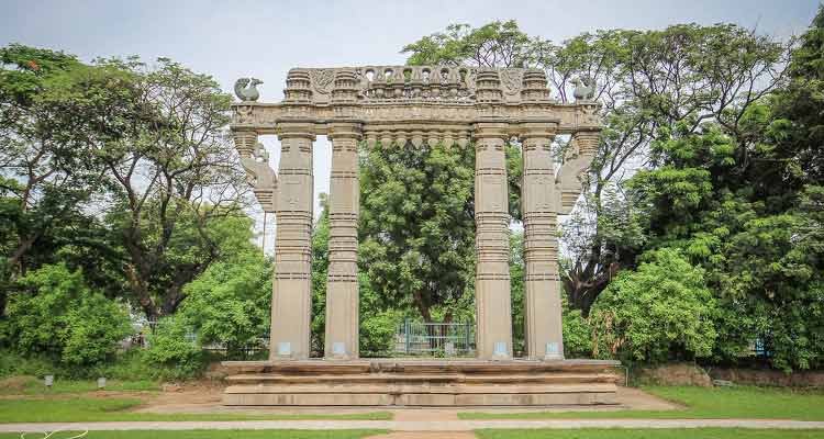 Weekend Tour : హైదరాబాద్ నుంచి వీకెండ్ ట్రిప్.. రెండు రోజుల్లో చూసేయాల్సిన టాప్ 5 ప్రదేశాలు 3 Prayanikudu
