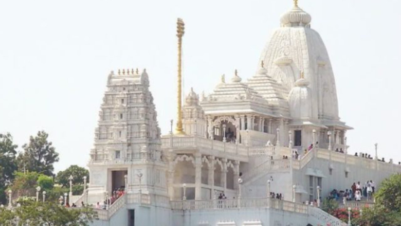 Prayanikudu