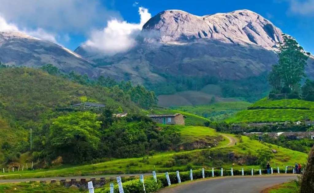 Summer Ooty : చిత్తూరులోని సమ్మర్ ఊటీ.. హార్స్లీ హిల్స్కు వెళ్తే ప్రకృతి అందాలు మీ మనసును దోచేస్తాయి 3 Prayanikudu