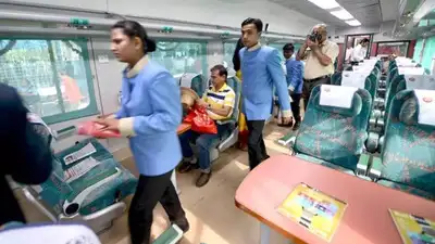 Train Ticket : వామ్మో… ఆ రూట్లో రైలు టికెట్ ధర ఏకంగా రూ. 11,230.. ఫ్లైట్ టికెట్ కంటే ఎక్కువ 2 Prayanikudu