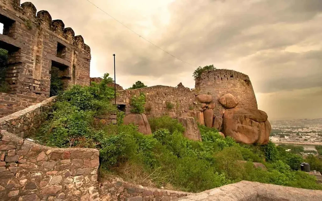 Khammam : ఖమ్మం వస్తున్నారా? అయితే ఈ నాలుగు ప్రదేశాలను చూడకుండా వెళ్లొద్దు 2 Prayanikudu