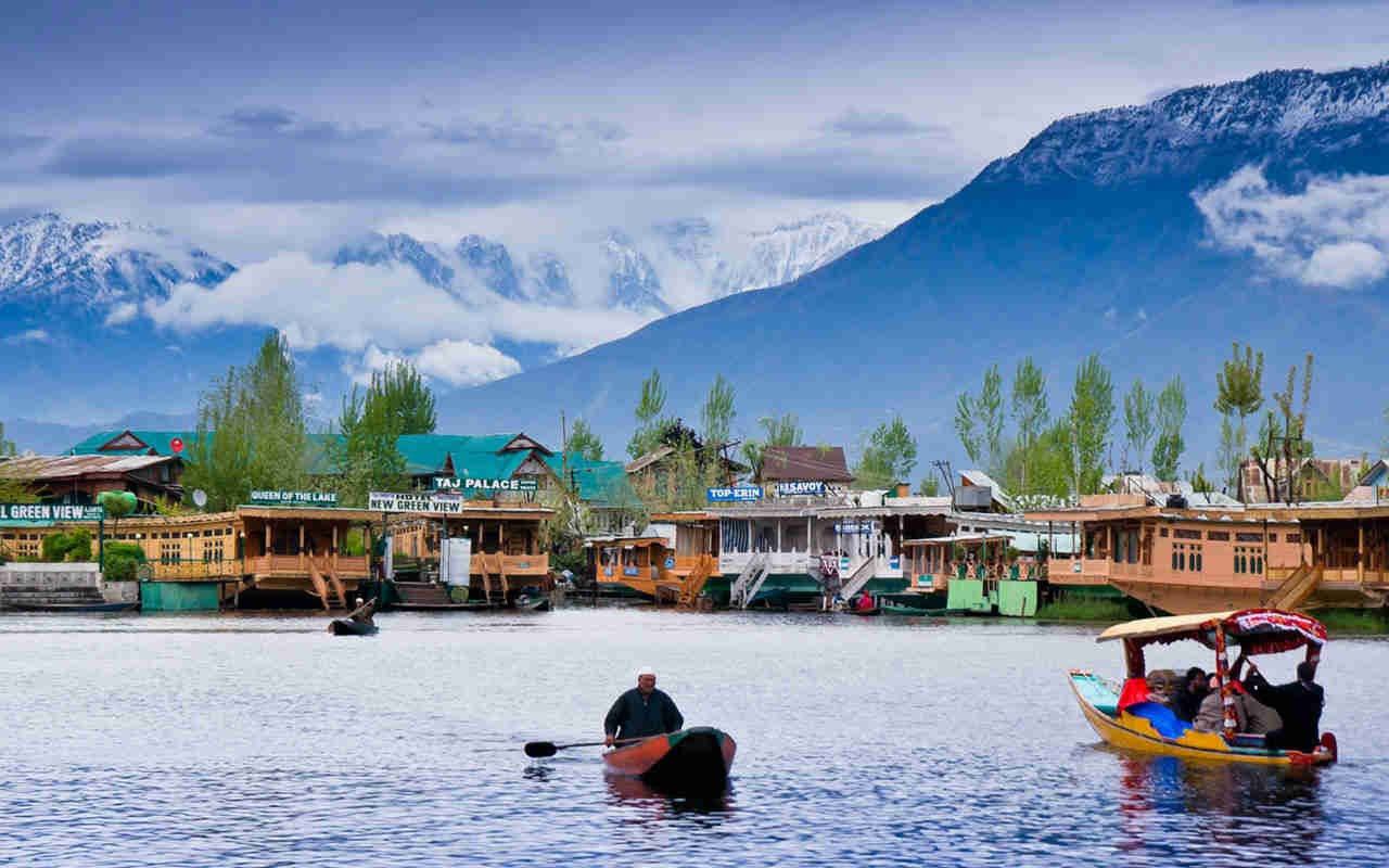 Kashmir Tour : రూ. 9999 కశ్మీర్ ట్రిప్...5 రోజుల్లో స్వర్గపు అంచులను ఎంజాయ్ చేయండి 2 Prayanikudu