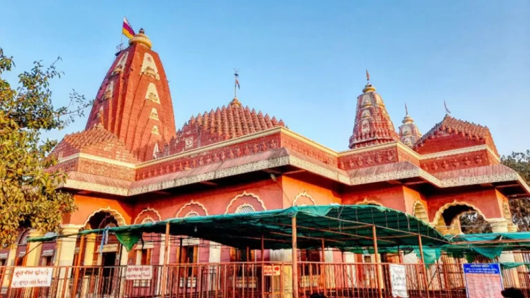 Tour Guide : రాముడిని చూసేందుకు వెళ్తున్నారా..అయితే అయోధ్య ట్రిప్‌లో తప్పక సందర్శించాల్సిన పుణ్యక్షేత్రాలివే