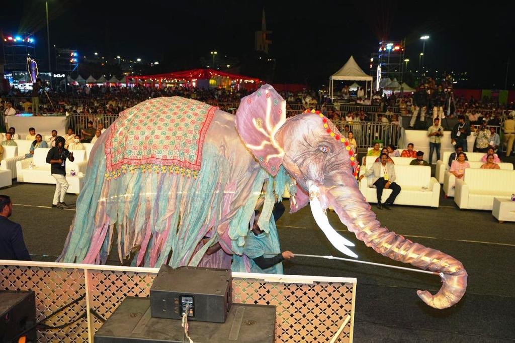 Traditional cultural art installation showcased at Avakai Amaravati Festival for global audience
