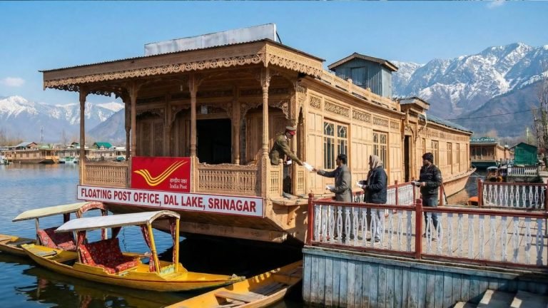 Floating Post office 2