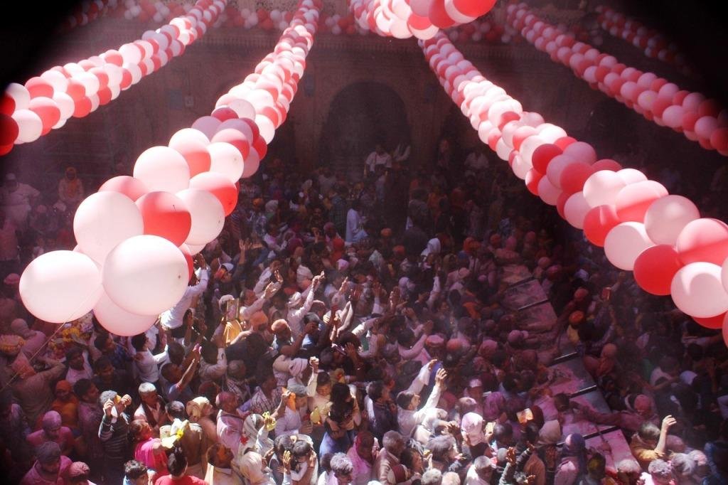 Mathura Holi Travel