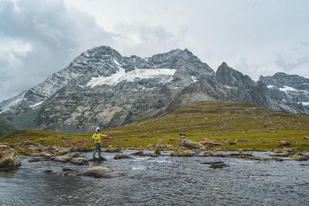 మండుటెండల్లో మిస్ అవ్వకూడని 5 Himalayan Summer Treks 3 Hampta Pass