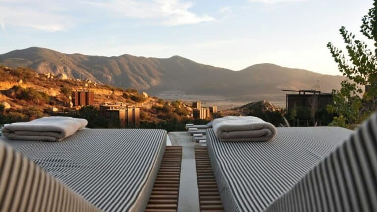 Hotel Booking Tips