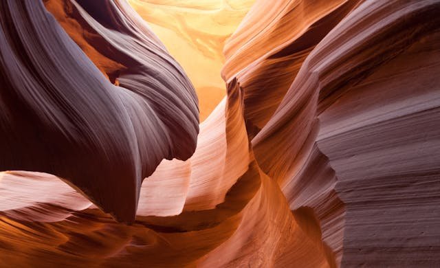 7. Antelope Canyon, Page, AZ, United States | అమెరికాలోని అరిజోనాలో ఉన్న అంటెలోప్ కాన్యాయ్. ఇది ఒక అందమైన కావ్యం లాంటి సీన్ కదా